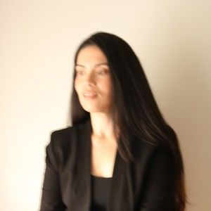 Meet your Posher, Denia